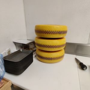 Meet your Posher, Criis